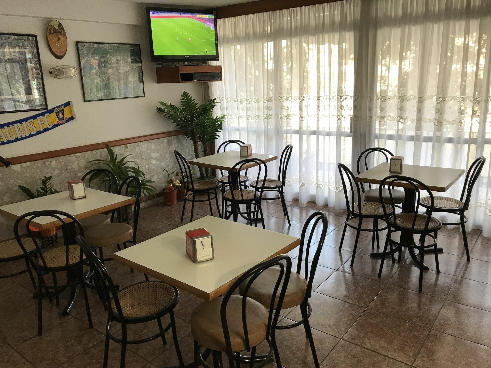 萨洛 维那西亚y蒙特卡洛旅馆酒店 外观 照片