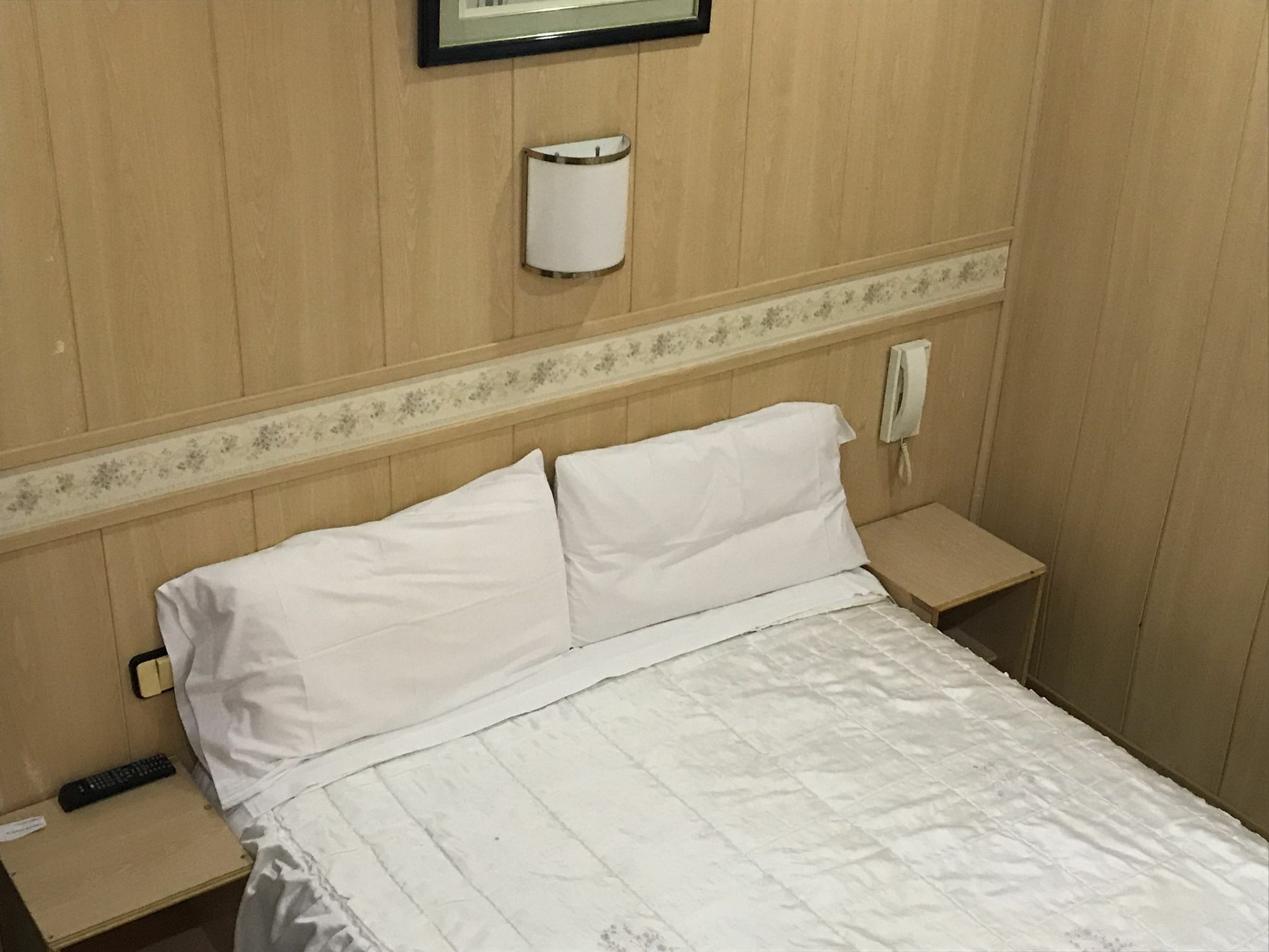 萨洛 维那西亚y蒙特卡洛旅馆酒店 外观 照片