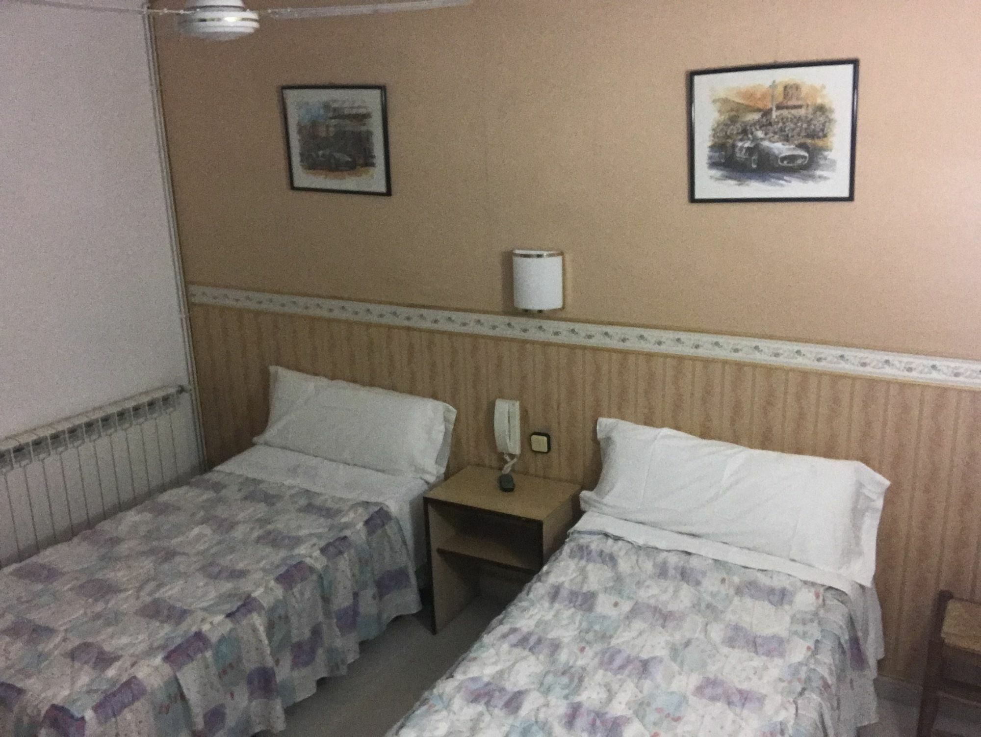 萨洛 维那西亚y蒙特卡洛旅馆酒店 外观 照片
